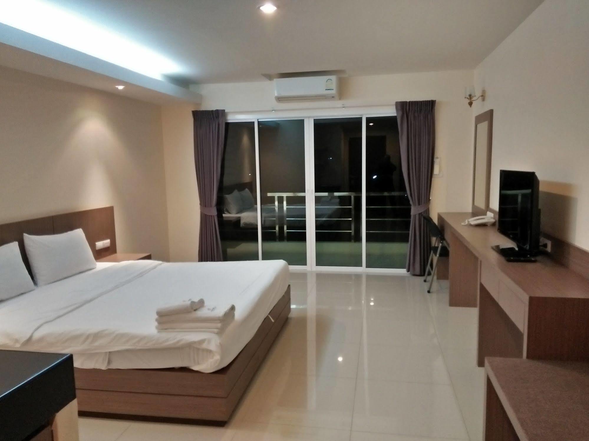 Oyo 488 Delight Residence Pattaya Eksteriør billede